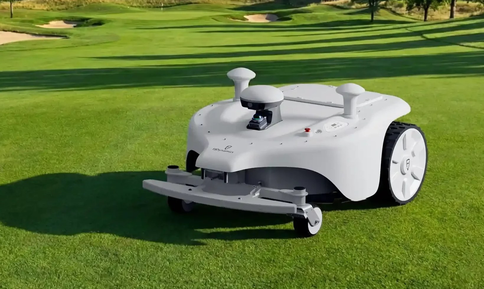 FJD Titan on a golf course fairway